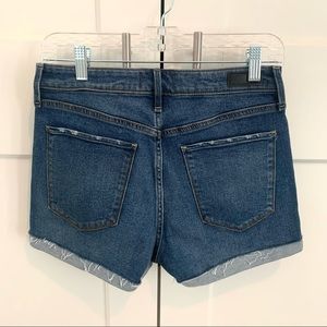 Abercrombie & Fitch - High Rise Short - Size 6/28